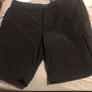 Men’s theory stretch shorts